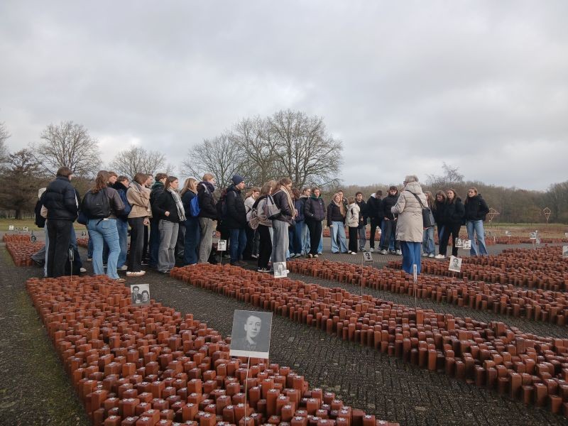 Exkursion Jg. 10 Westerbork 2025 5 Exkursion Jg. 10 Westerbork 2025 5