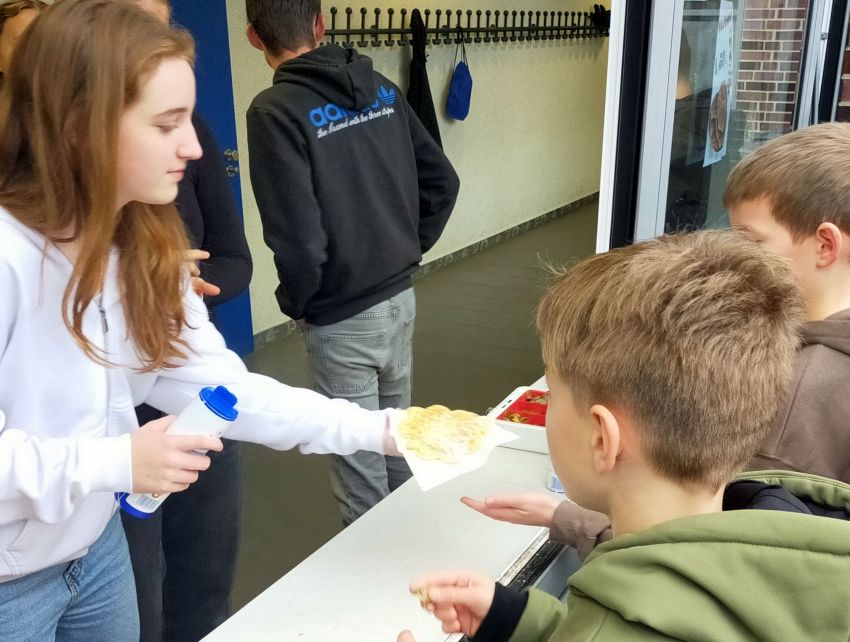 Waffelverkauf Jg. 10 2025 1