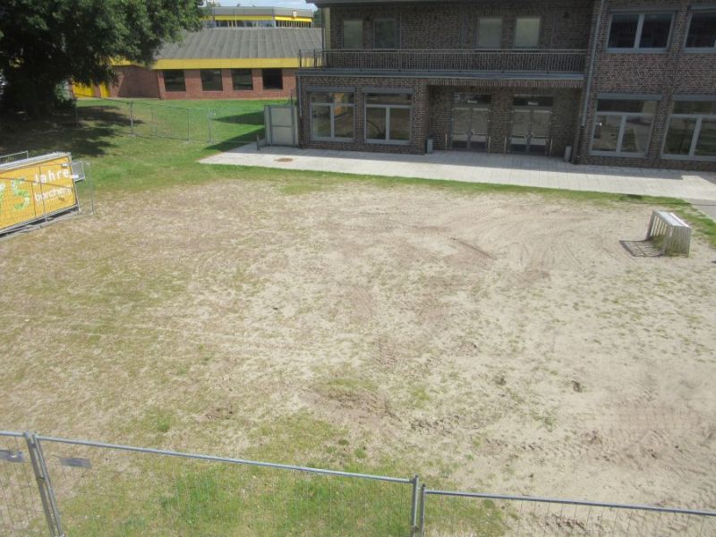 Bau Soccerplatz GyD 1