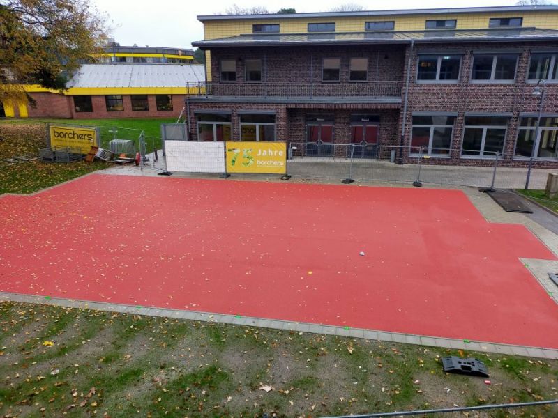 Bau Soccerplatz GyD 10