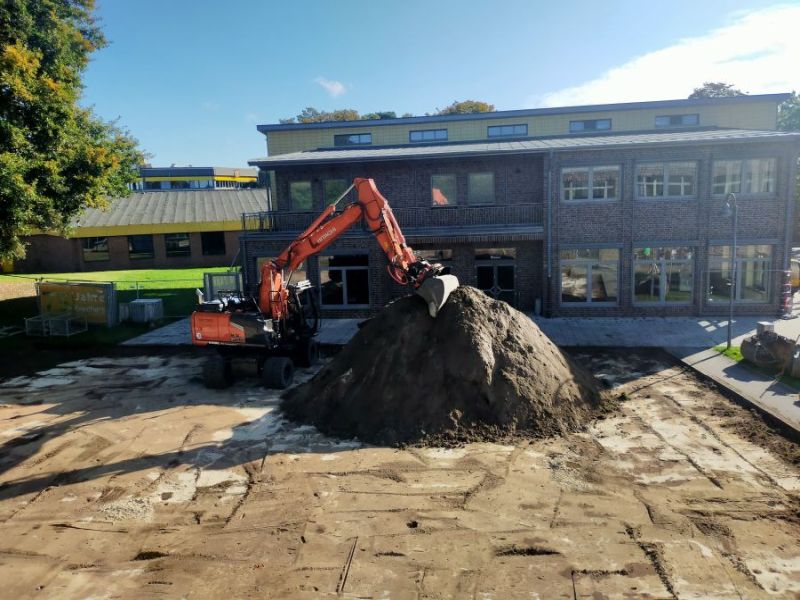 Bau Soccerplatz GyD 2