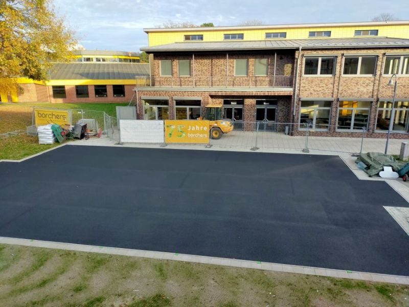 Bau Soccerplatz GyD 9